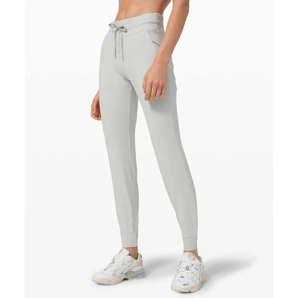 Lululemon Ready To Rulu Pant Green fern Women's‎ Size 4